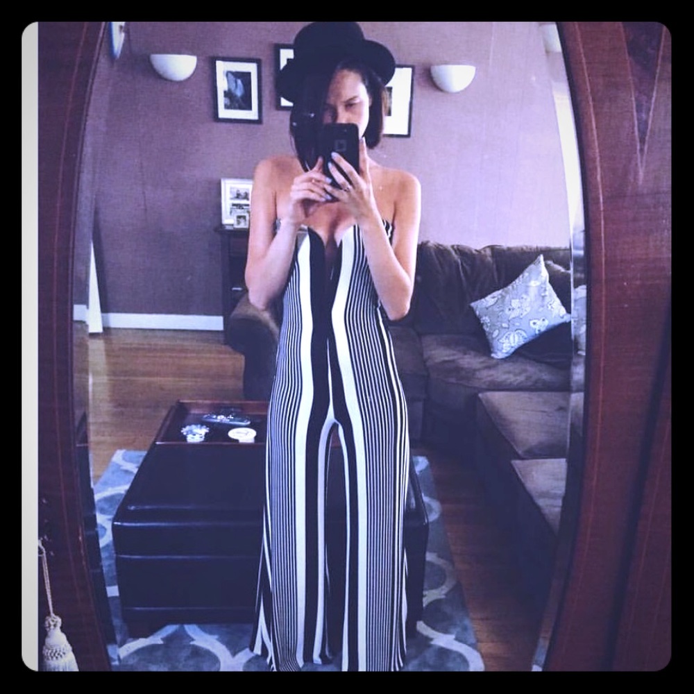 ✨NWT Akira” Black and White Jumpsuit
